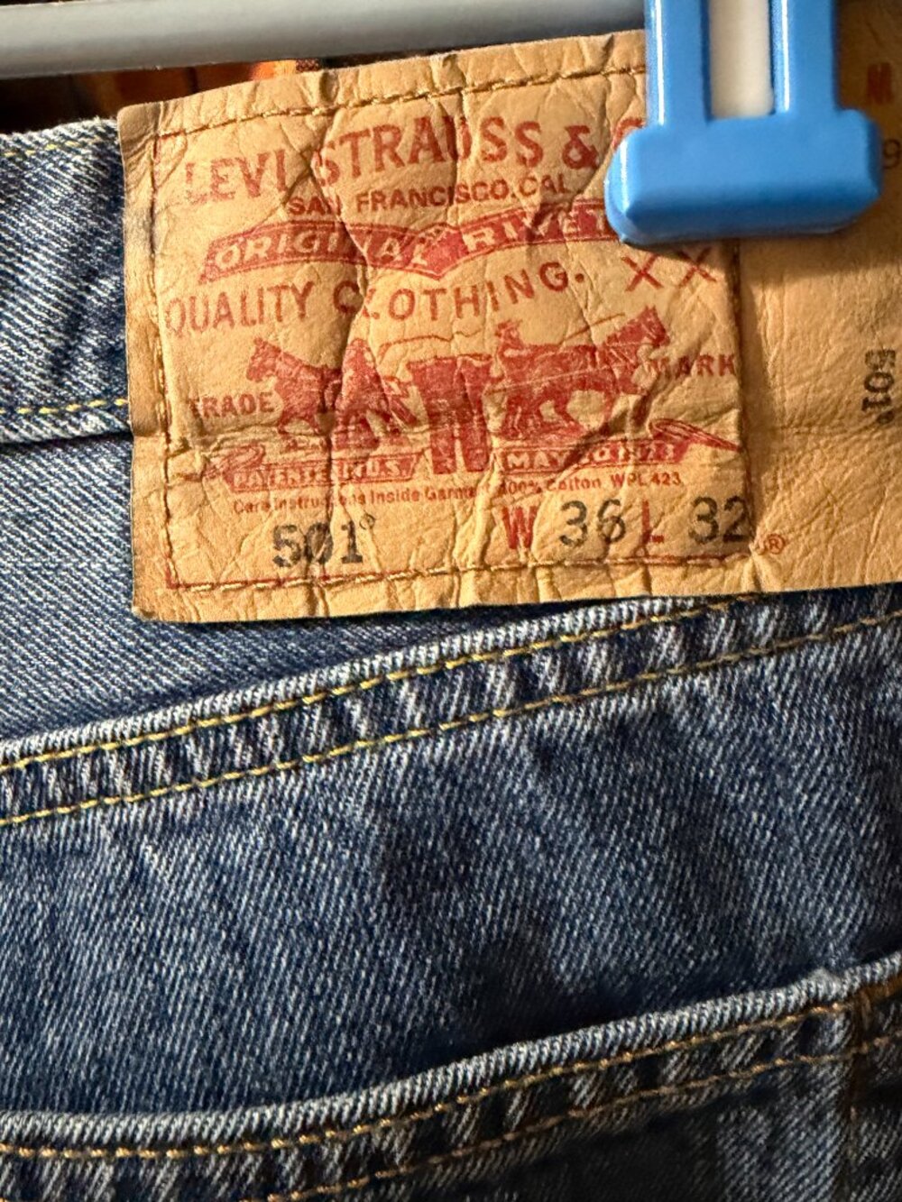 Levi’s 501 Button Fly Jeans – W36 L32 – Medium Wash - Picture 5 of 5